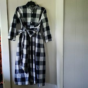 The Picnic Dress in navy